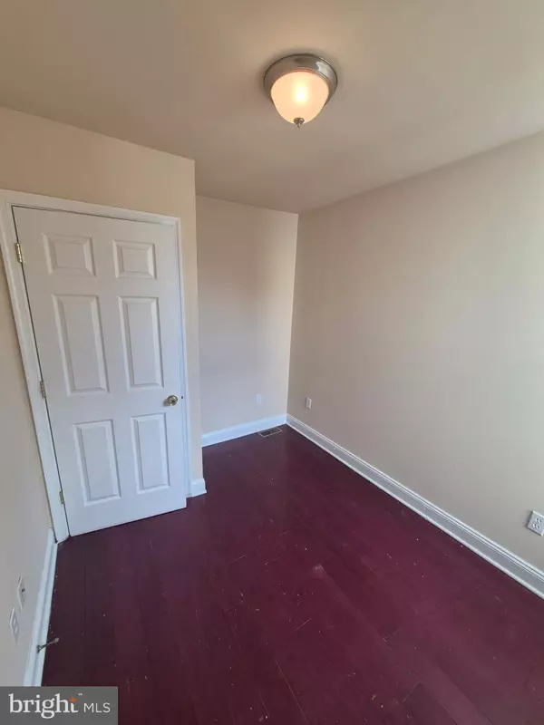 Philadelphia, PA 19132,2214 N BOUVIER ST