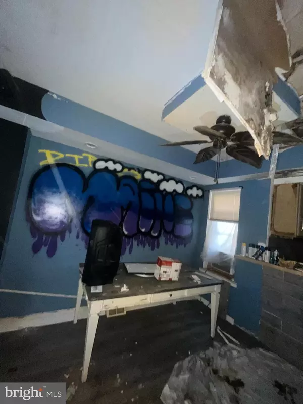 Philadelphia, PA 19104,4021 RENO ST