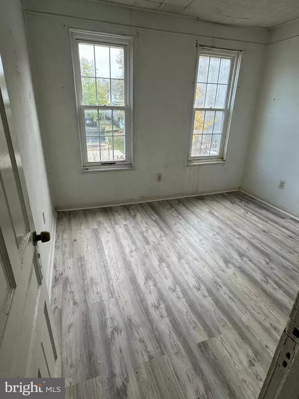 Reading, PA 19606,520 S 17 1/2 ST