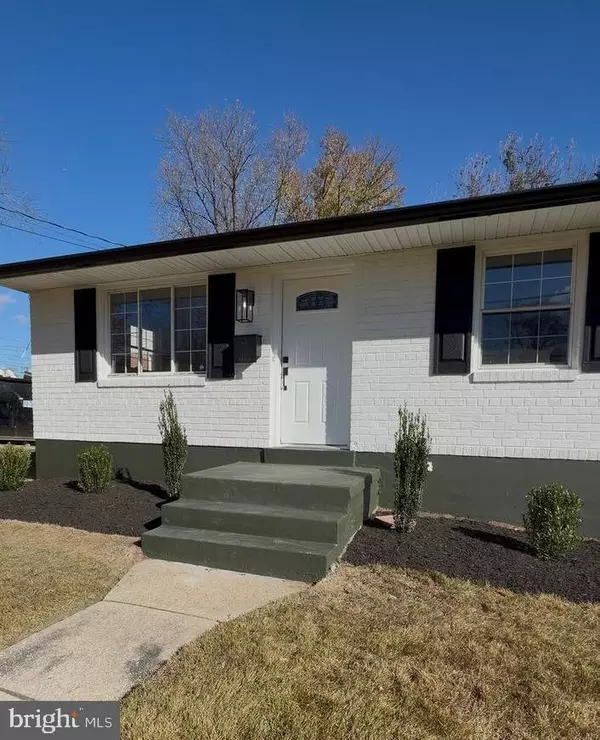 11901 ROCKING HORSE RD, Rockville, MD 20852