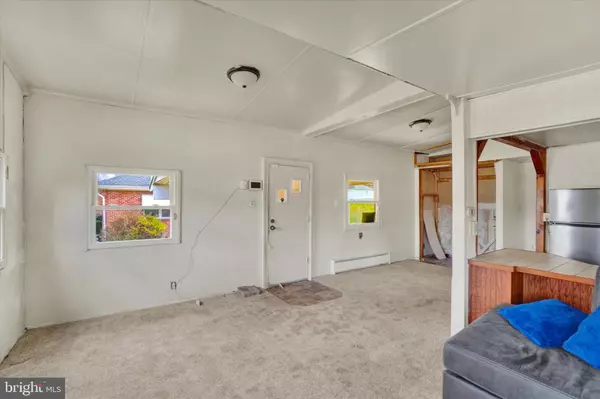 Dallastown, PA 17313,430 E MAPLE ST