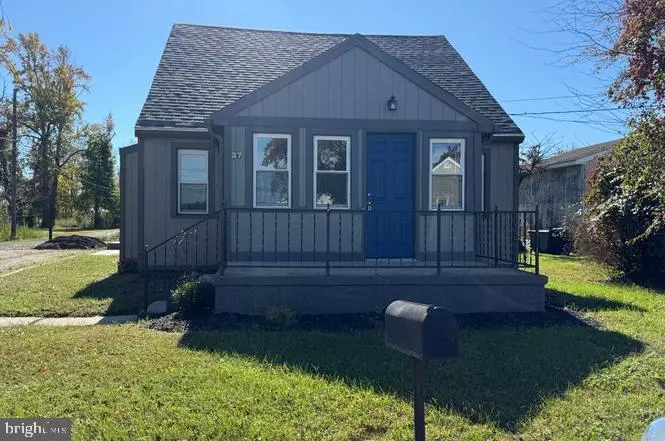 37 BEAVER AVE, Pennsville, NJ 08070