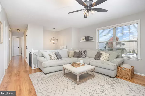 Dover, PA 17315,3221 GREY FOX CIR