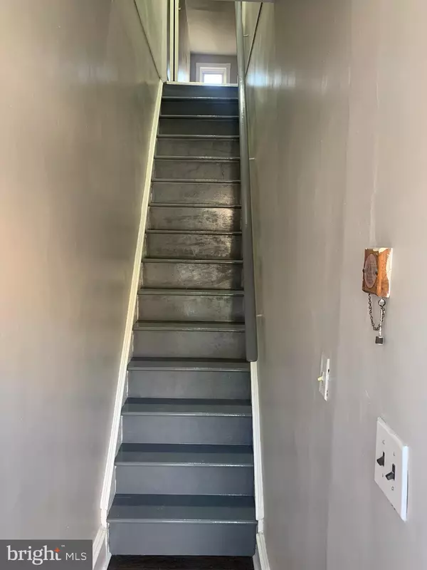 Philadelphia, PA 19137,2387 ORTHODOX ST #2ND FL