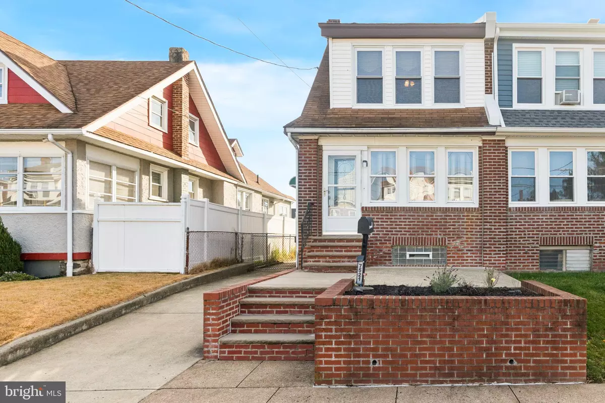 Philadelphia, PA 19111,7521 CLARIDGE ST