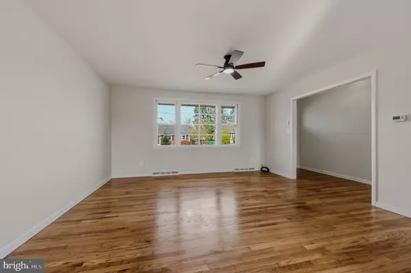 Wilmington, DE 19808,2211 SAINT JAMES DR