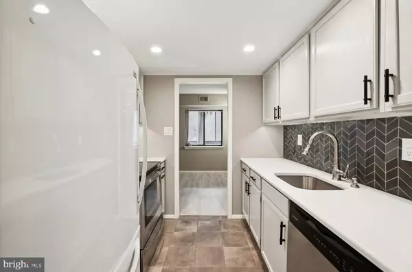 Media, PA 19063,520 N LEMON ST #E8