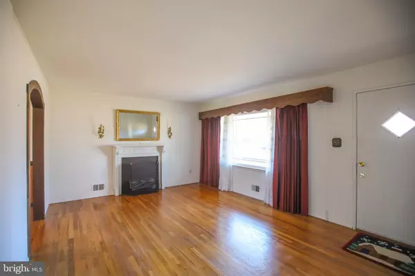 Lorton, VA 22079,8815 JANDELL RD