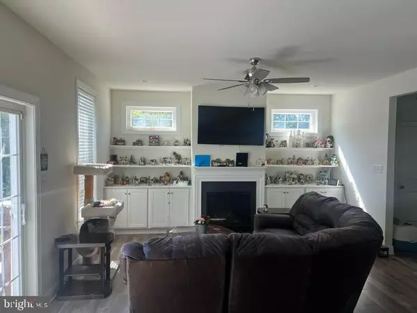 Pitman, NJ 08071,407 TUOHY AVE