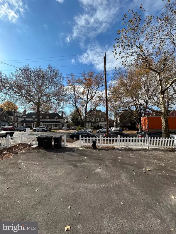 Philadelphia, PA 19131,2417 N 54TH ST #A