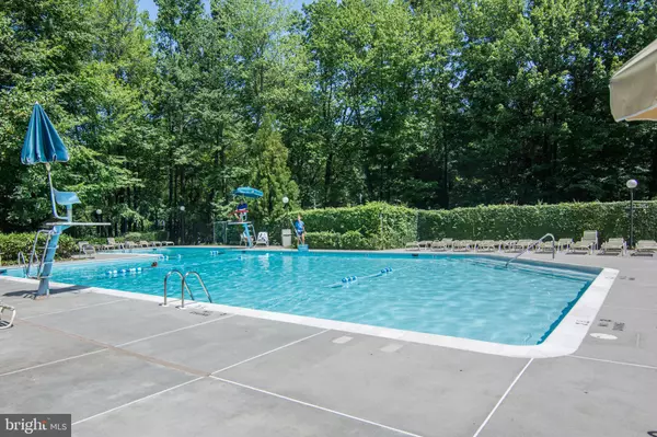 Baltimore, MD 21208,1 GRISTMILL CT #107