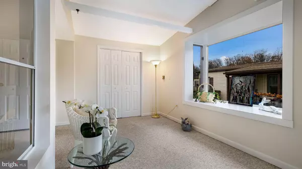 North Wales, PA 19454,731 DOGWOOD DR