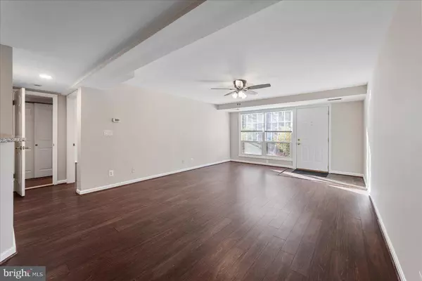 Alexandria, VA 22304,1247 N VAN DORN ST