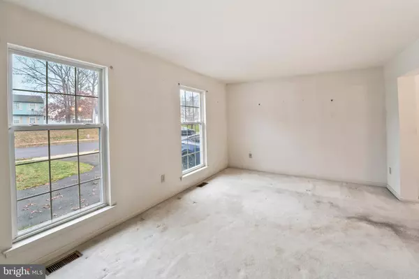 Sicklerville, NJ 08081,12 GERRY LN