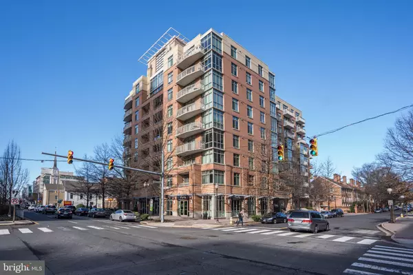 1000 N RANDOLPH ST #607, Arlington, VA 22201