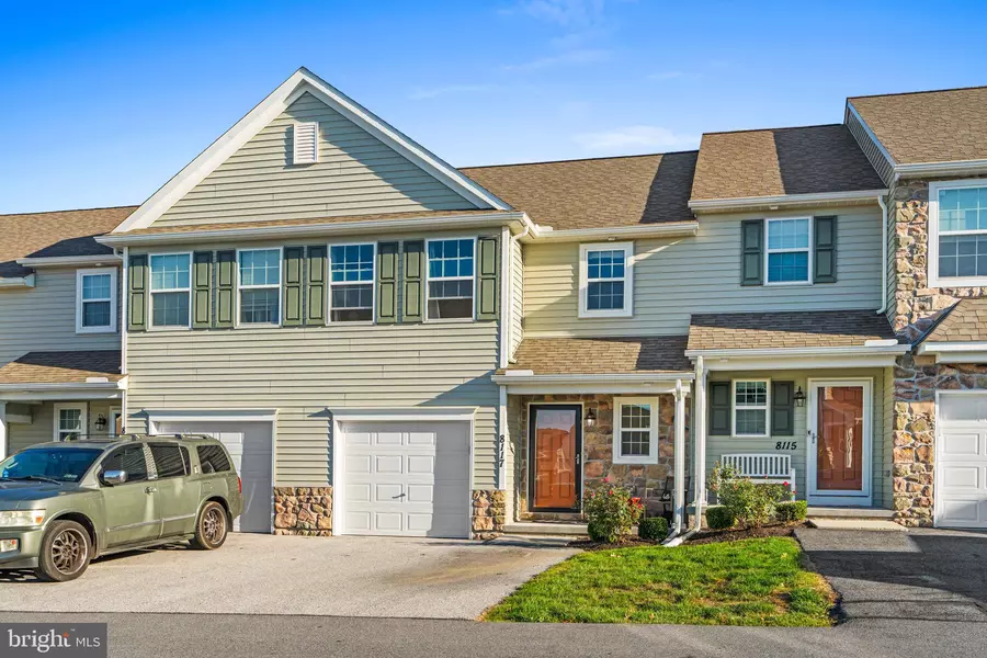 8117 LENKER DR, Harrisburg, PA 17112