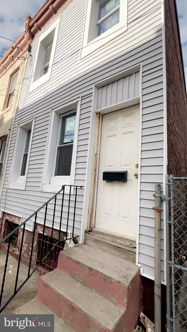 Philadelphia, PA 19133,1211 FIRTH ST