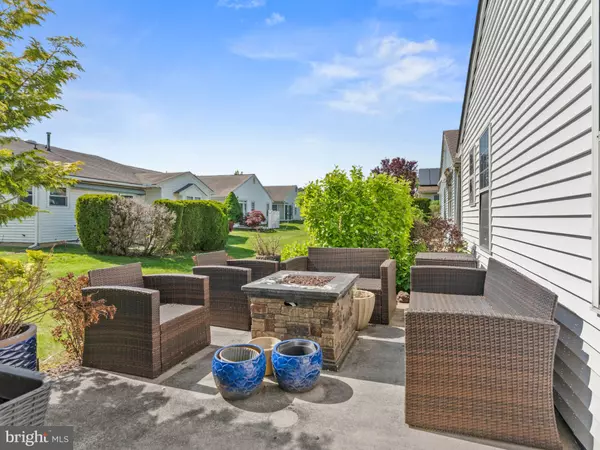 Columbus, NJ 08022,2 WINDMILL CT