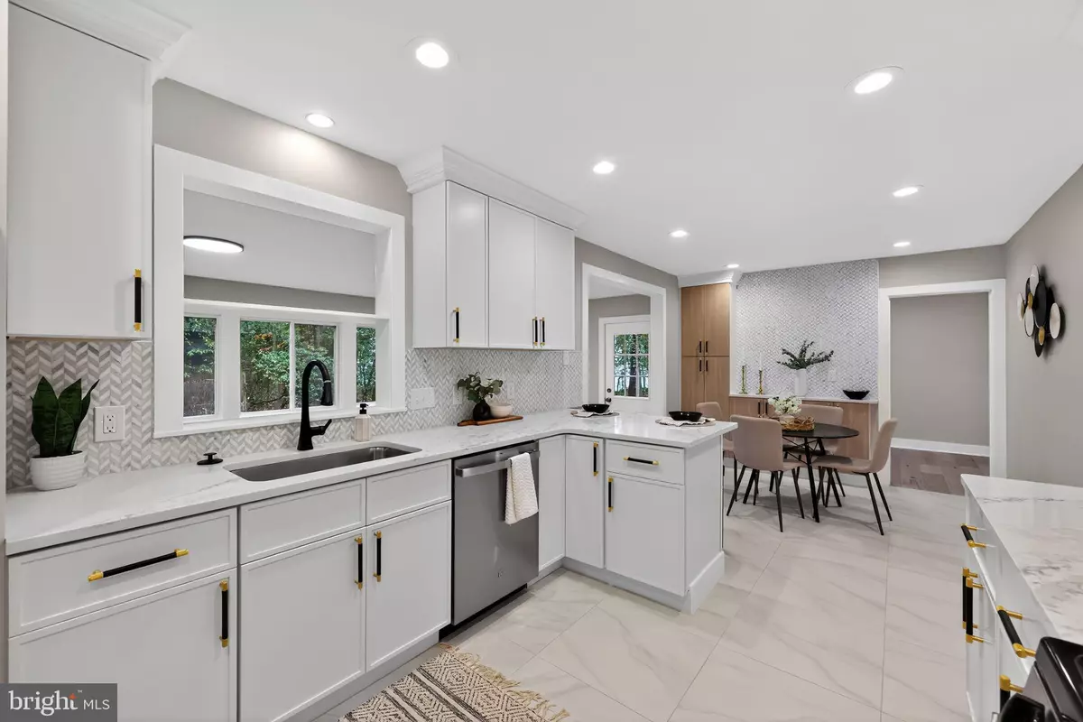 Cherry Hill, NJ 08003,1759 TEAROSE LN