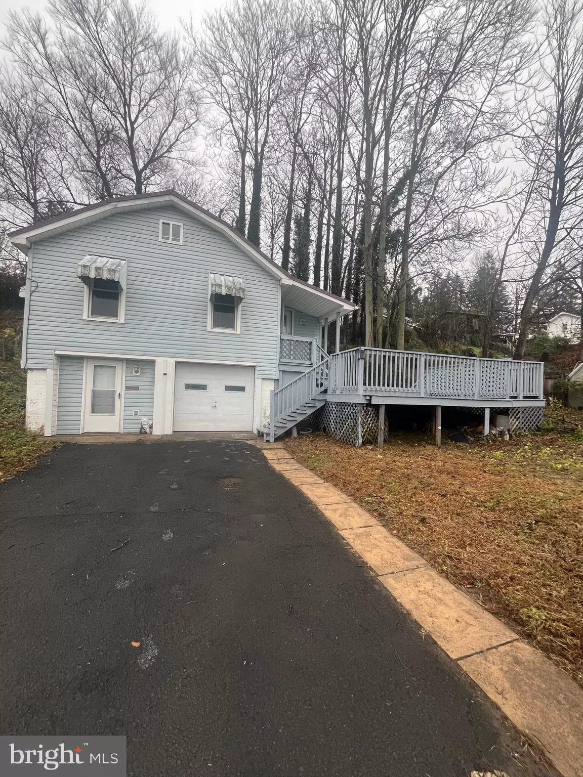 Pine Grove, PA 17963,2601/2 S TULPEHOCKEN ST S