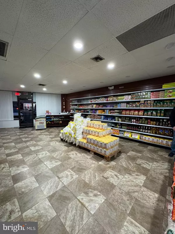 Philadelphia, PA 19116,10105 VERREE RD