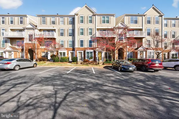 Sterling, VA 20164,46932 COURTYARD SQ