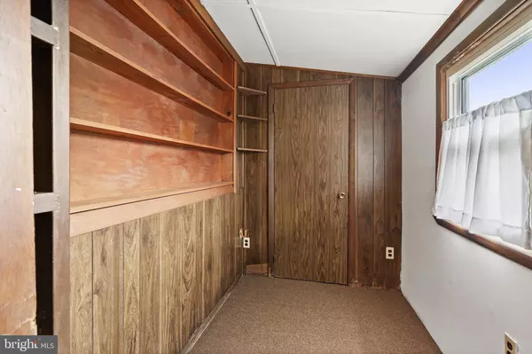 Waretown, NJ 08758,63 ILLINOIS AVE