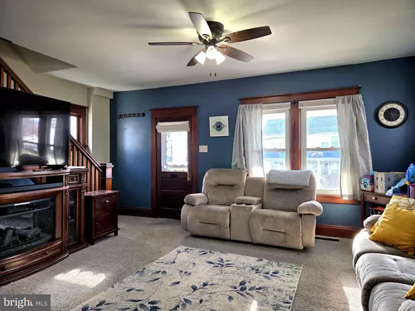 Camp Hill, PA 17011,207 S 18TH ST