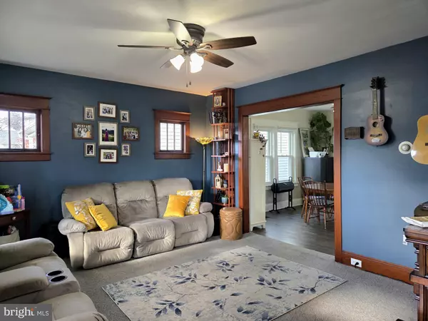 Camp Hill, PA 17011,207 S 18TH ST