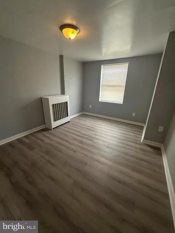 Philadelphia, PA 19149,5935 AGUSTA ST