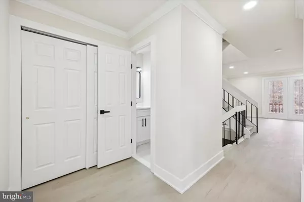 Cherry Hill, NJ 08003,101 CHANTICLEER