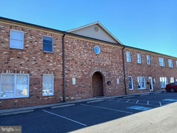 Manassas, VA 20110,8791 COMMERCE CT #201