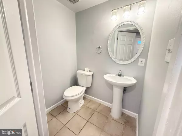 Gaithersburg, MD 20877,17551 AMITY DR