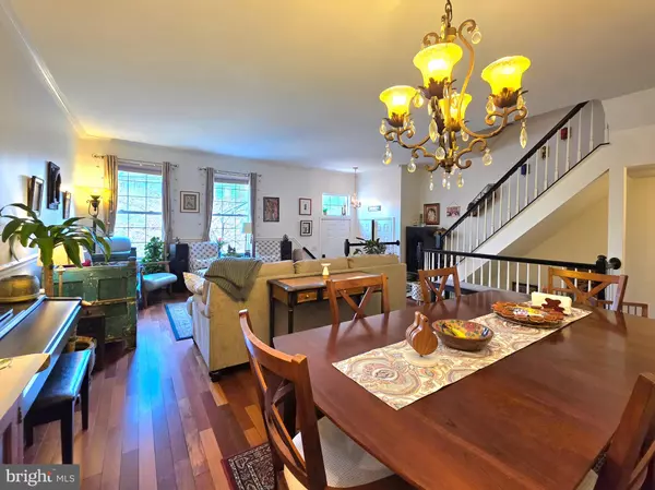 Vienna, VA 22181,2826 ROESH WAY