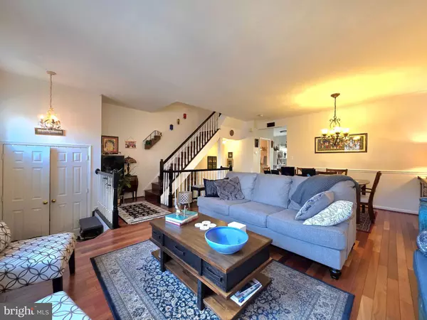 Vienna, VA 22181,2826 ROESH WAY