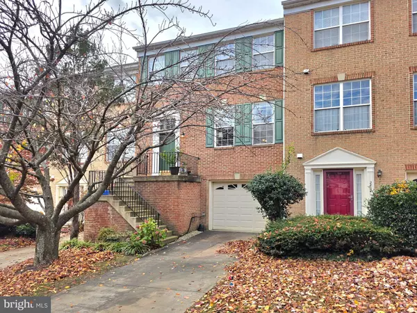 Vienna, VA 22181,2826 ROESH WAY