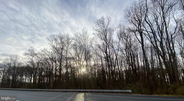 Penns Grove, NJ 08069,371 ROUTE 40