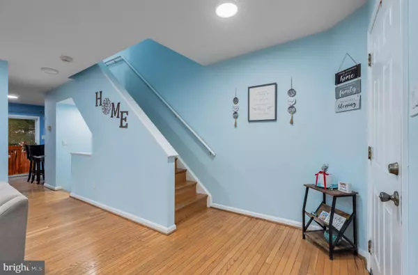 Centreville, VA 20121,14087 ASHER VW