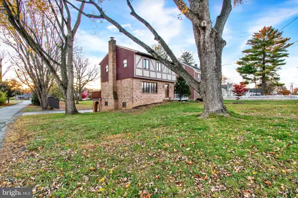 Reading, PA 19605,3400 READING CREST AVE