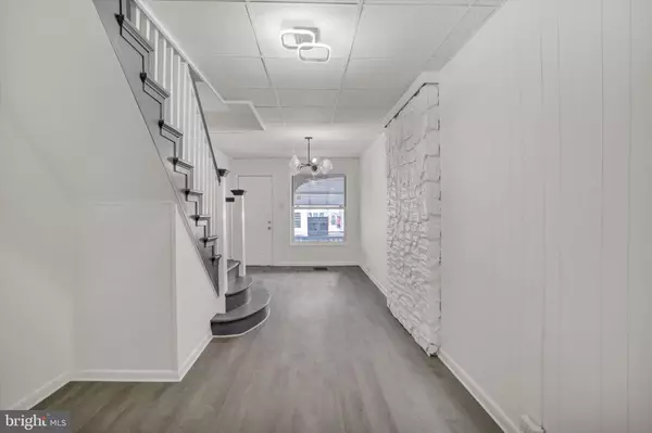 Reading, PA 19601,221 N 11TH ST