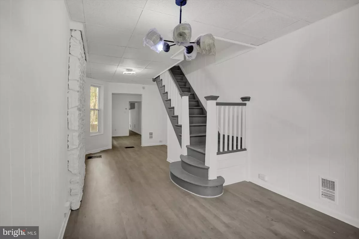 Reading, PA 19601,221 N 11TH ST