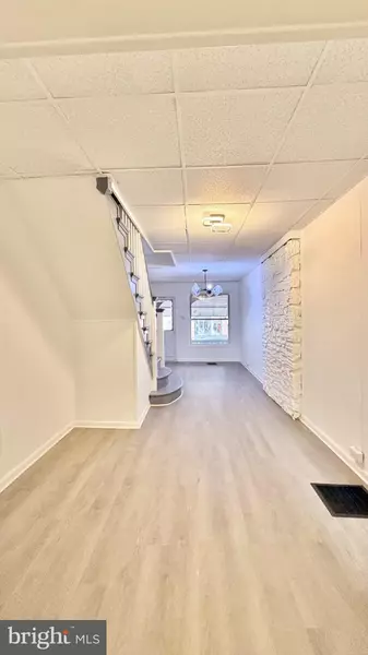 221 N 11TH ST, Reading, PA 19601