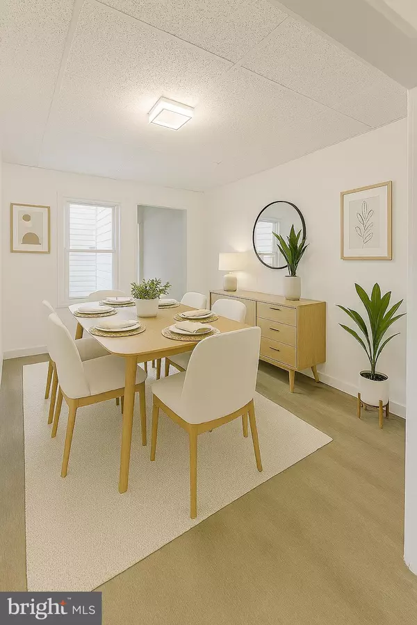 Reading, PA 19601,221 N 11TH ST