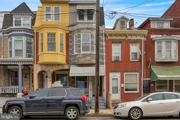 Reading, PA 19601,221 N 11TH ST