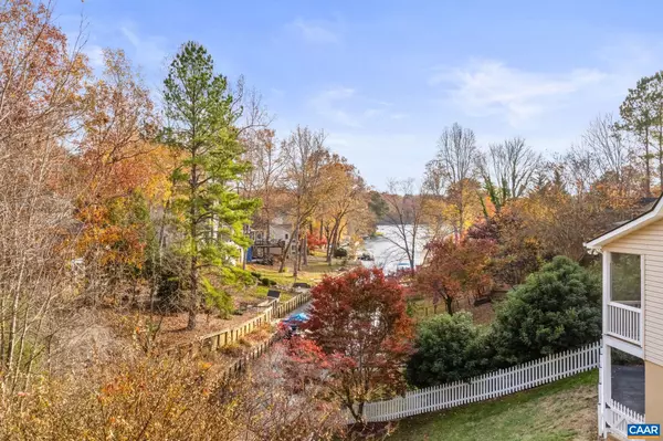 Palmyra, VA 22963,802 JEFFERSON DR