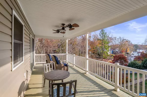 Palmyra, VA 22963,802 JEFFERSON DR