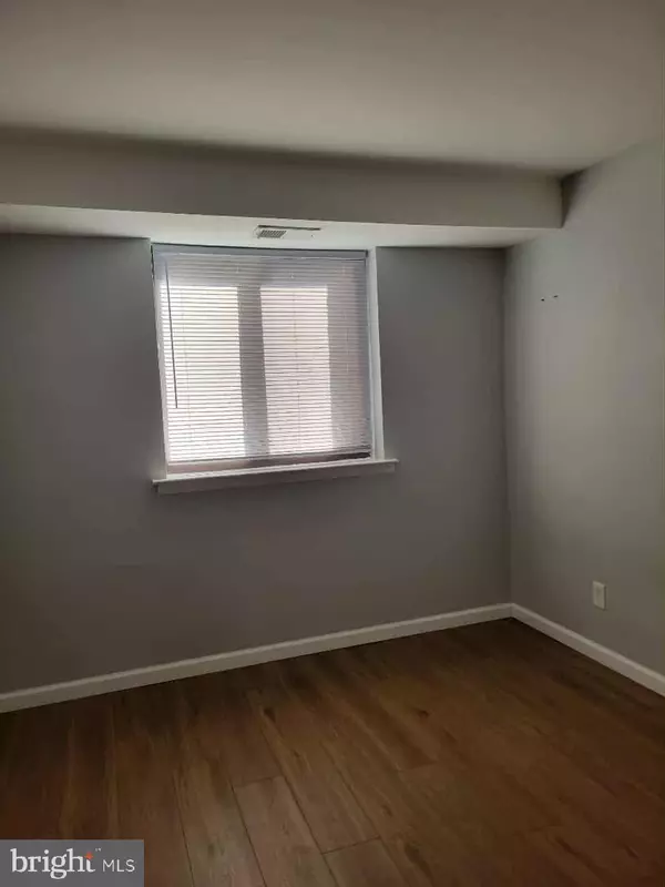 Philadelphia, PA 19115,9921-00 BUSTLETON AVE #P2