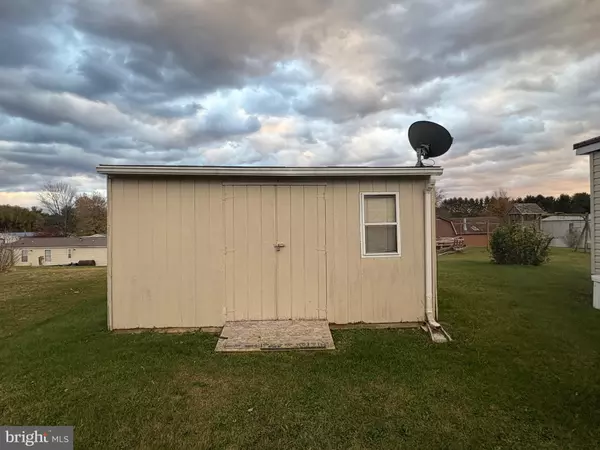 Shippensburg, PA 17257,23 LENWOOD PARK #23