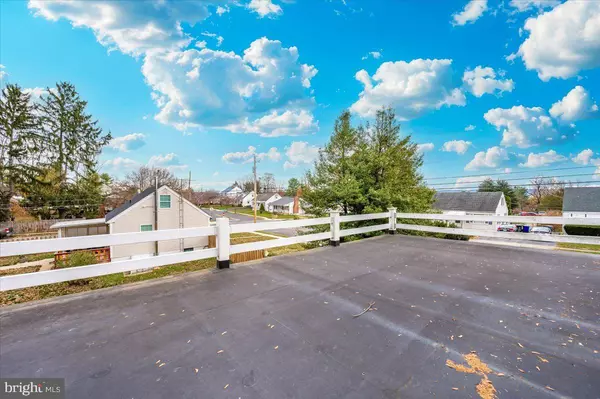 Hagerstown, MD 21740,239 DEVONSHIRE RD NE