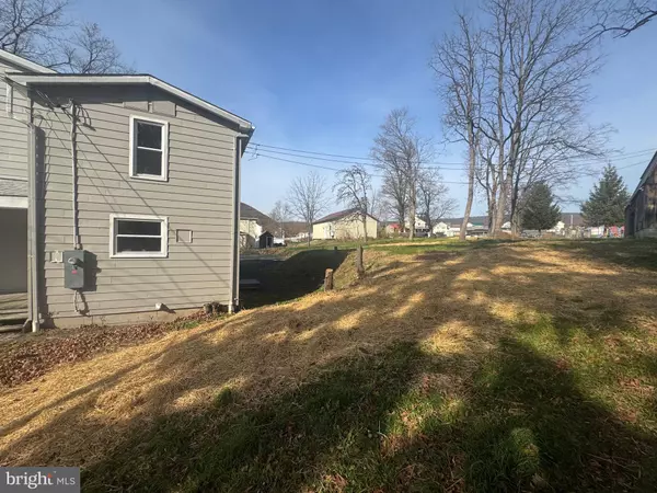 Milroy, PA 17063,85 MACLAY ST